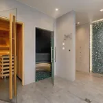 Apartamento Comfortable In The Centre Of With Parking, & Gym By Renters *