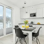 Comfortable In The Centre Of With Parking, & Gym By Renters Apartamento *