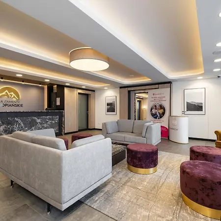 Comfortable In The Centre Of With Parking, & Gym By Renters Apartamento Zakopane