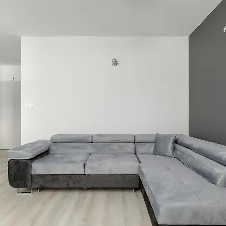 Διαμέρισμα Comfortable In The Centre Of With Parking, & Gym By Renters *